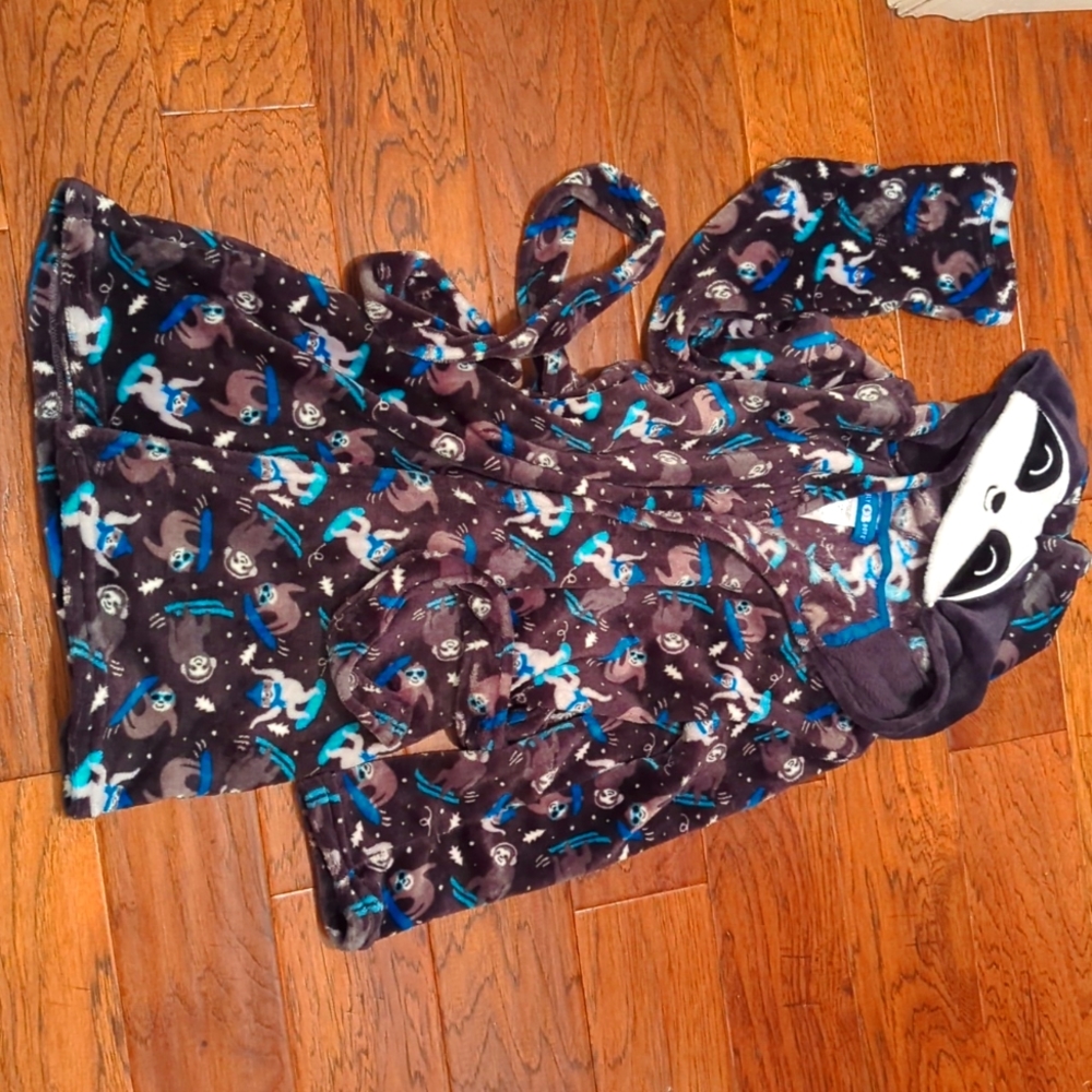 Boy's fleece robe size 8/10
